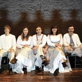“LAS EQUIVOCAZIONES DE LA COMEDIA”